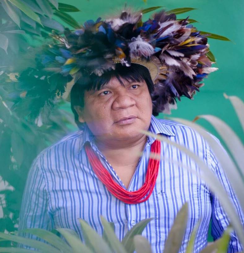 Almir Narayamoga Surui, leader du peuple Paiter Surui d'Amazonie Brésilienne